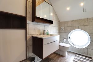 En-Suite Shower Room (Bedroom One)